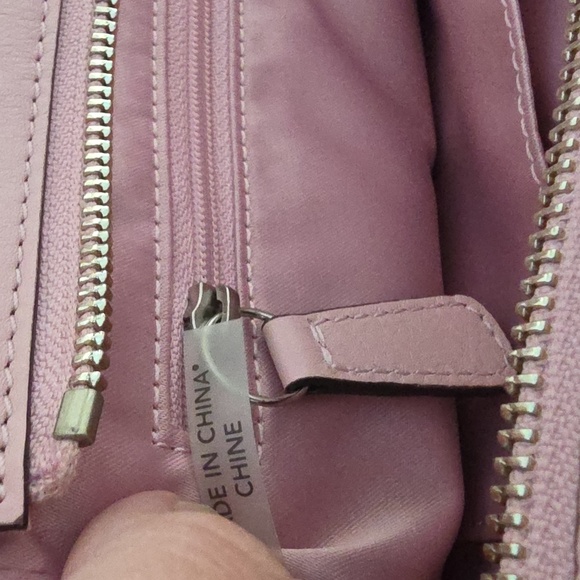 Adorable NWT Coach Taylor Bette Pink Leather Eyelet Tote 🩷🎁🩶 - Picture 11 of 16